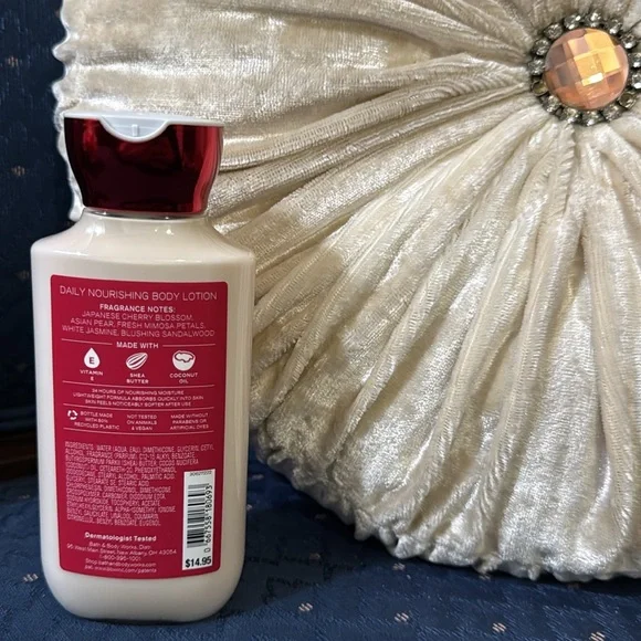 BATH & BODY WORKS SET. . . JAPANESE CHERRY BLOSSOM SCENT - Picture 6 of 6